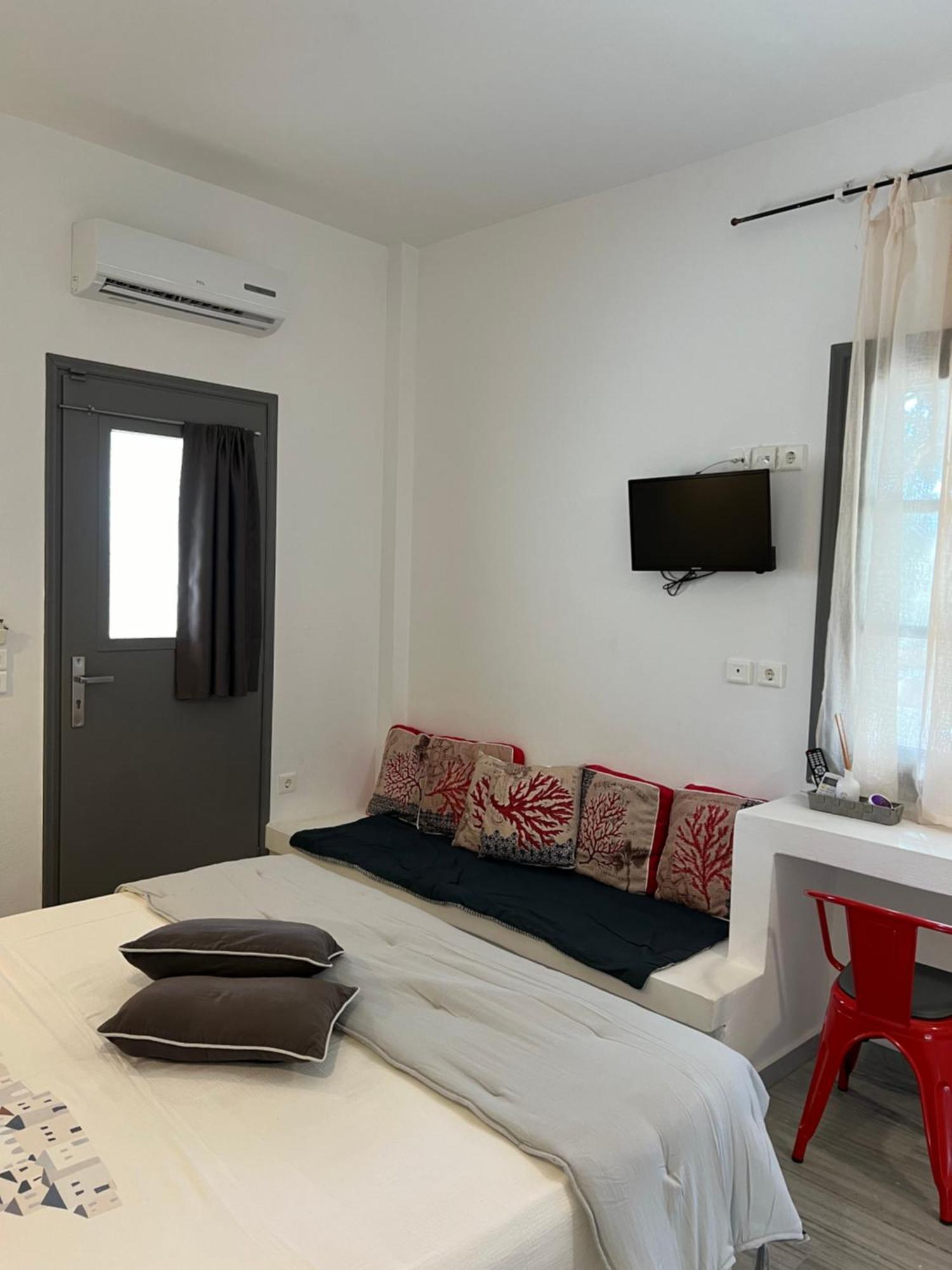 Rodi Apartments ปาริเกีย ภายนอก รูปภาพ